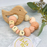 4er Set Kinderwagenkette, Schnullerkette, Beißring und Maxi Cosi Anhänger Holz “Vogel”