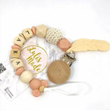 Schnullerkette mit Namen personalisiert “Feder” pink