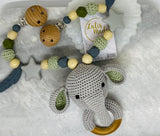 Kinderwagenkette "Elefant" gehäkelt grün-grau