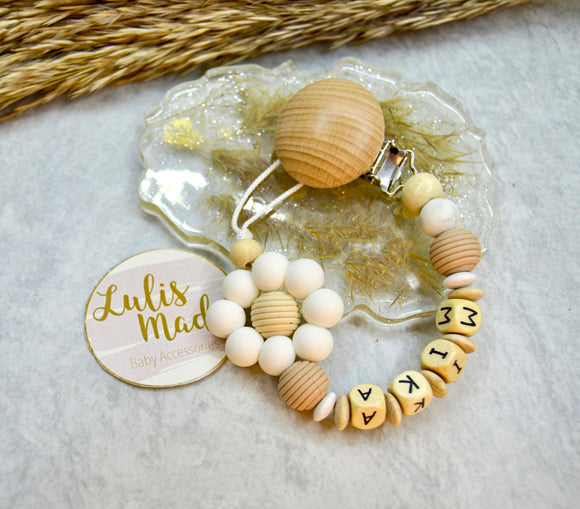 Pacifier chain with name